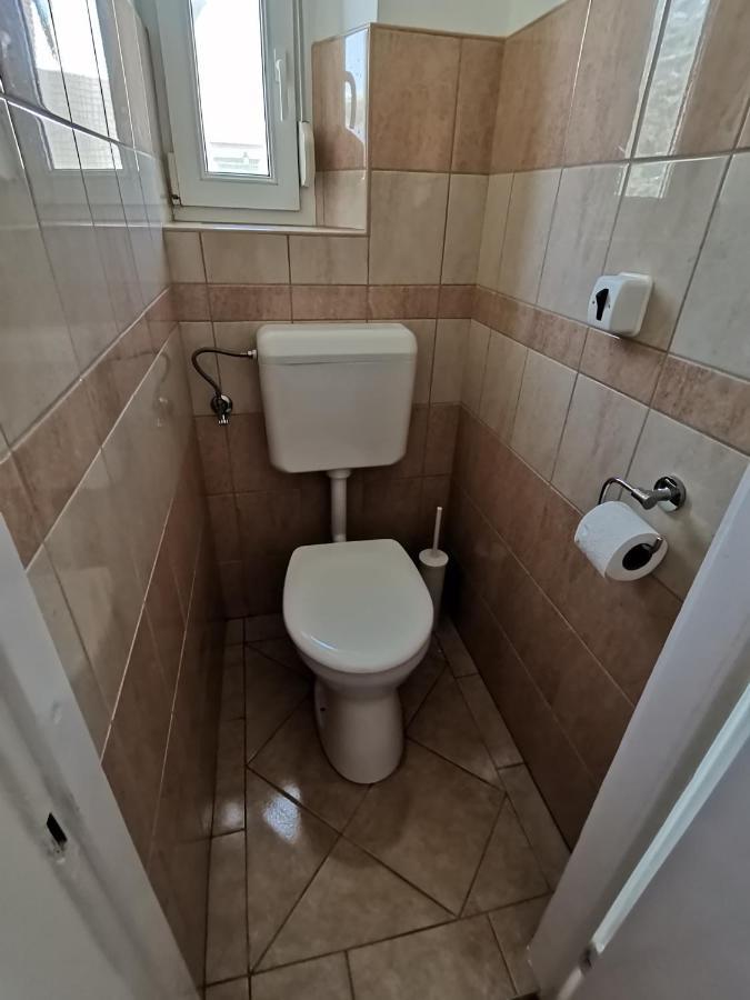 Lea Apartman Harkány Buitenkant foto